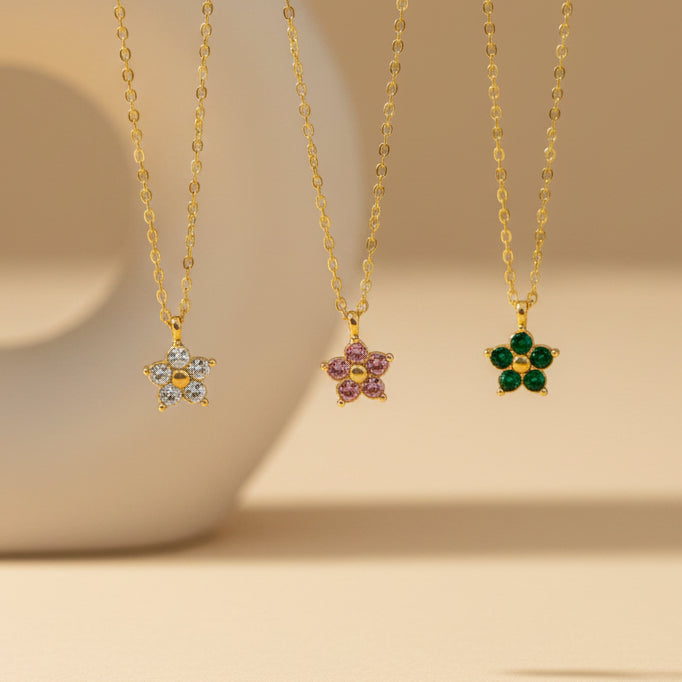 Little flower neckpiece
