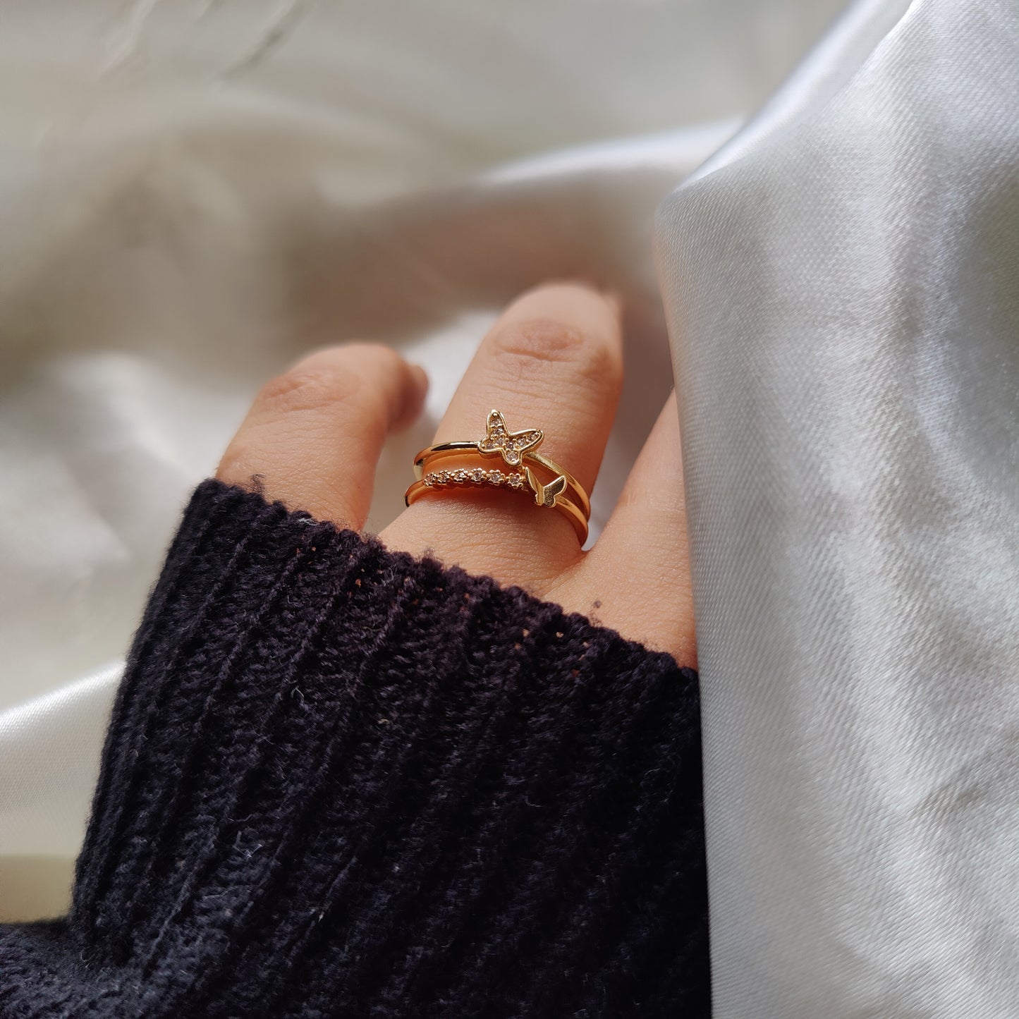 Bfly ring