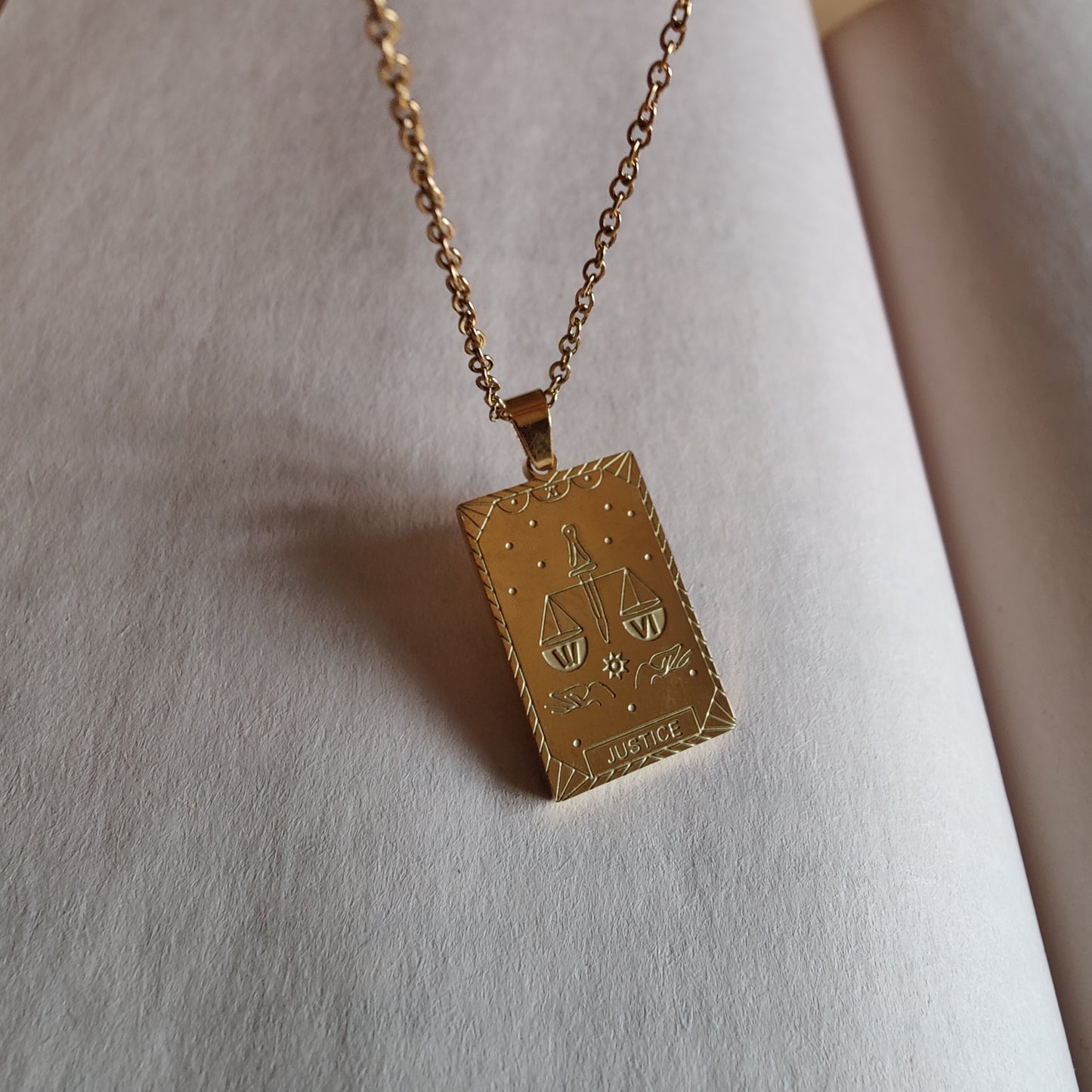 Justice neckpiece