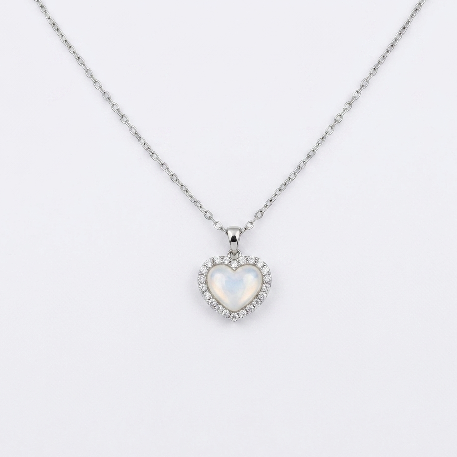 Halo heart silver neckpiece