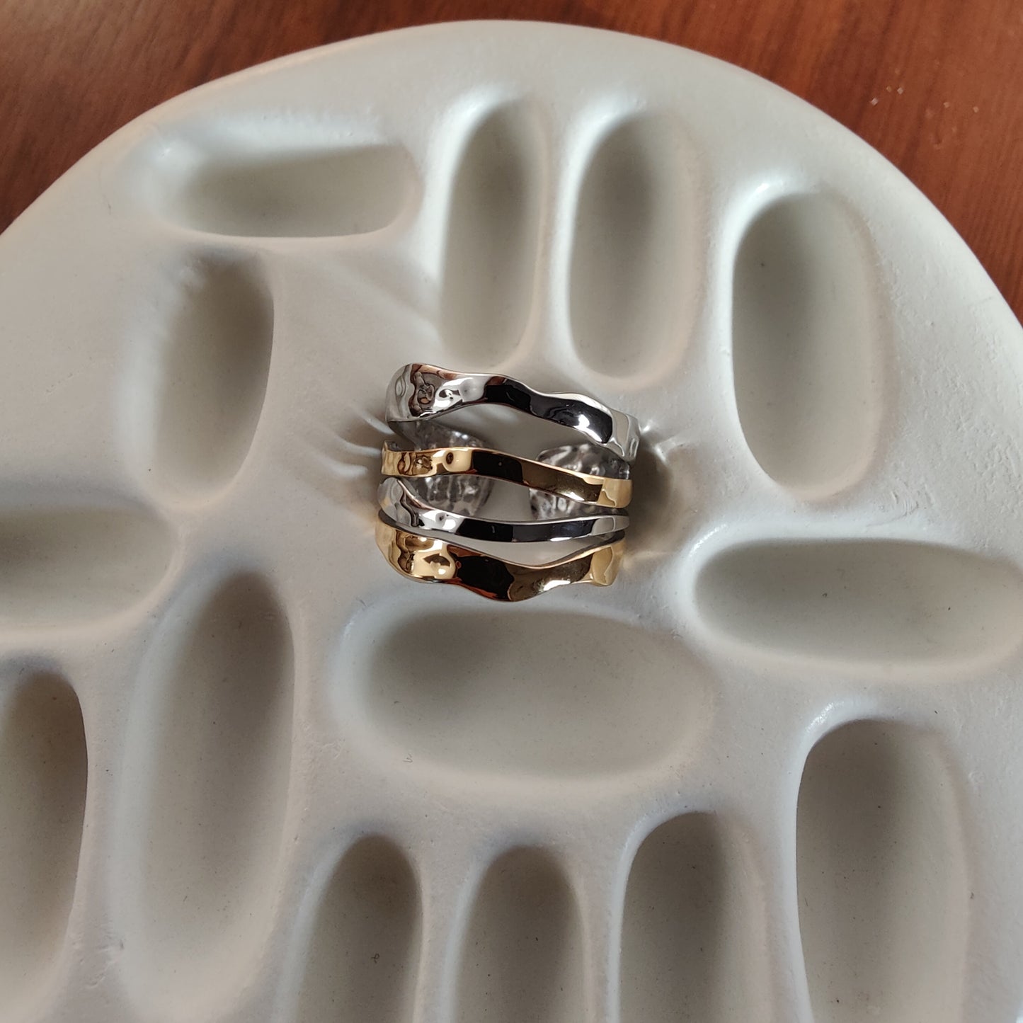 Beanie dual tone Ring