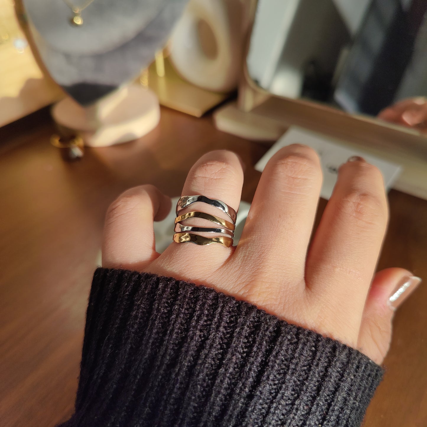 Beanie dual tone Ring