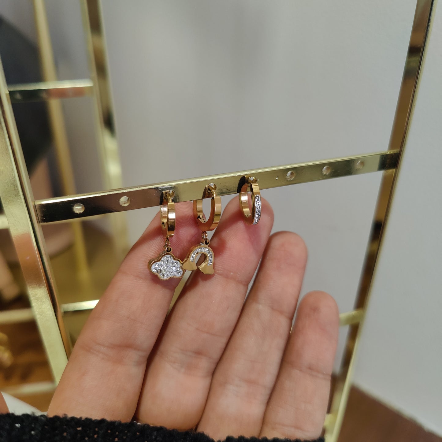 Raya triple piercings (gold)