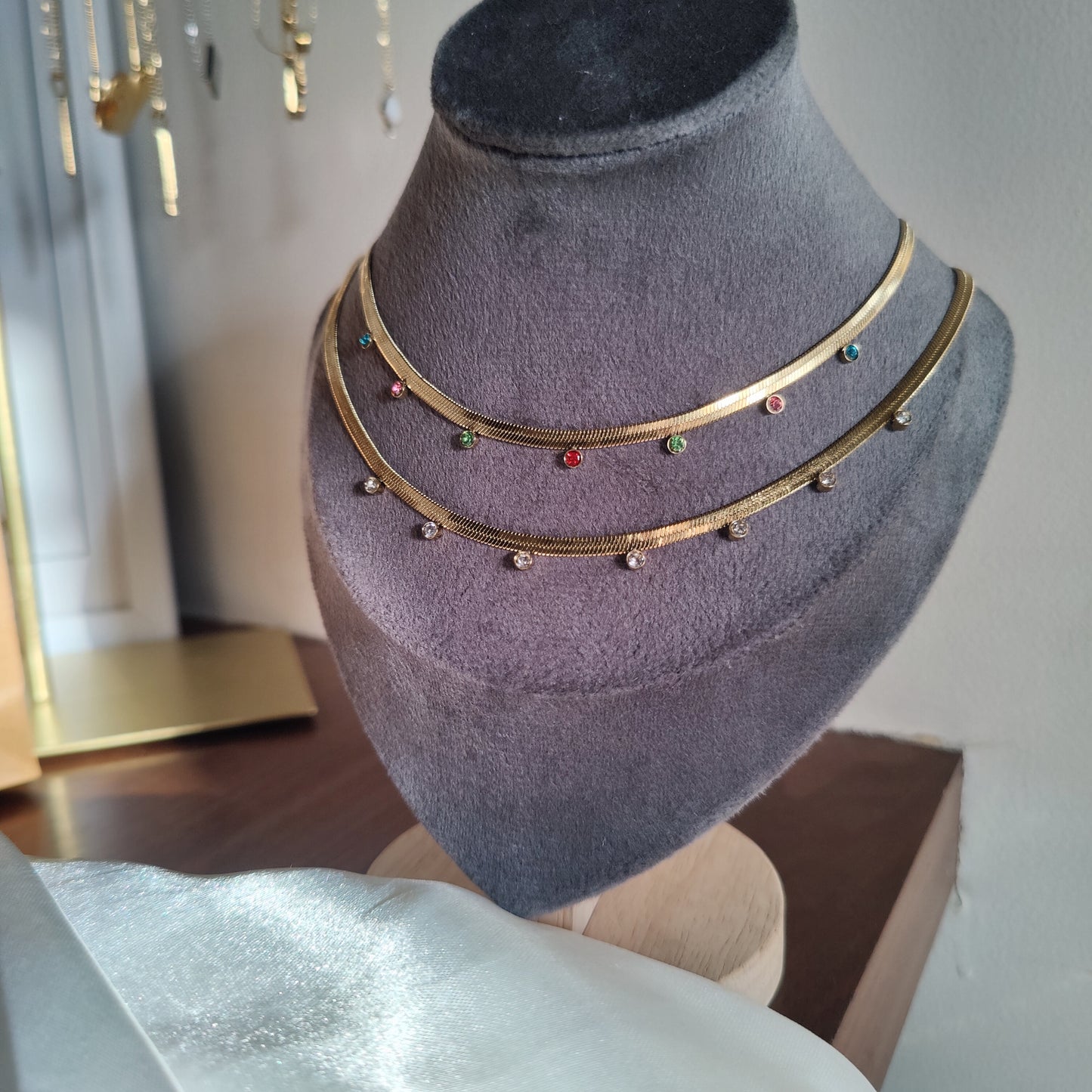 Alicia neckpiece