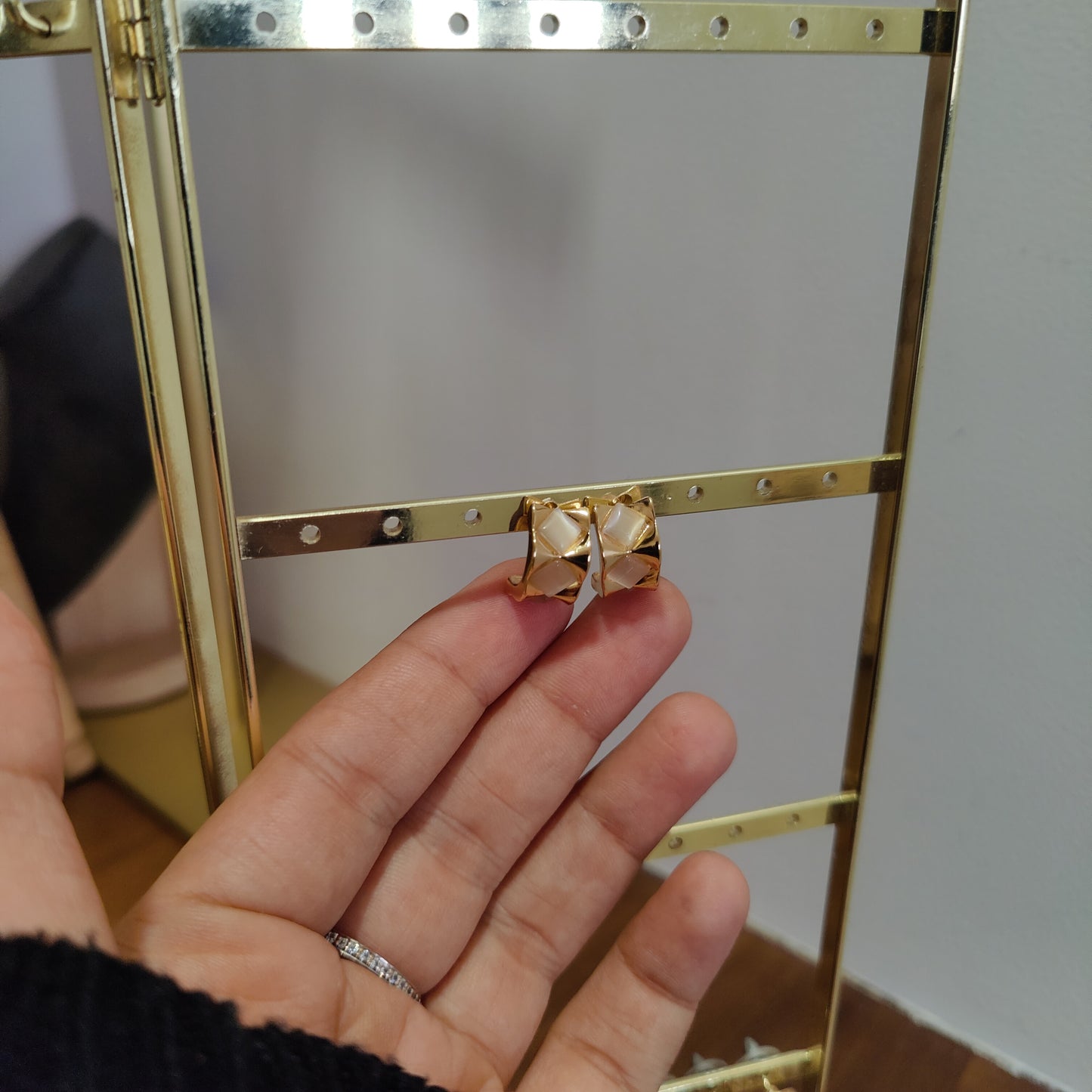 Mira earrings