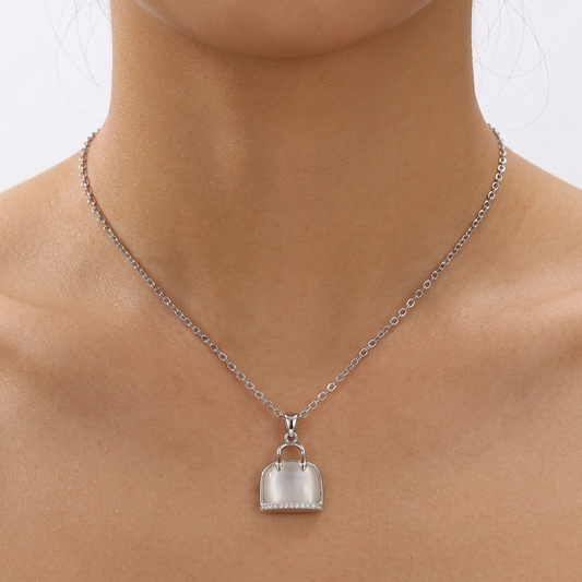 Mini bag neckpiece