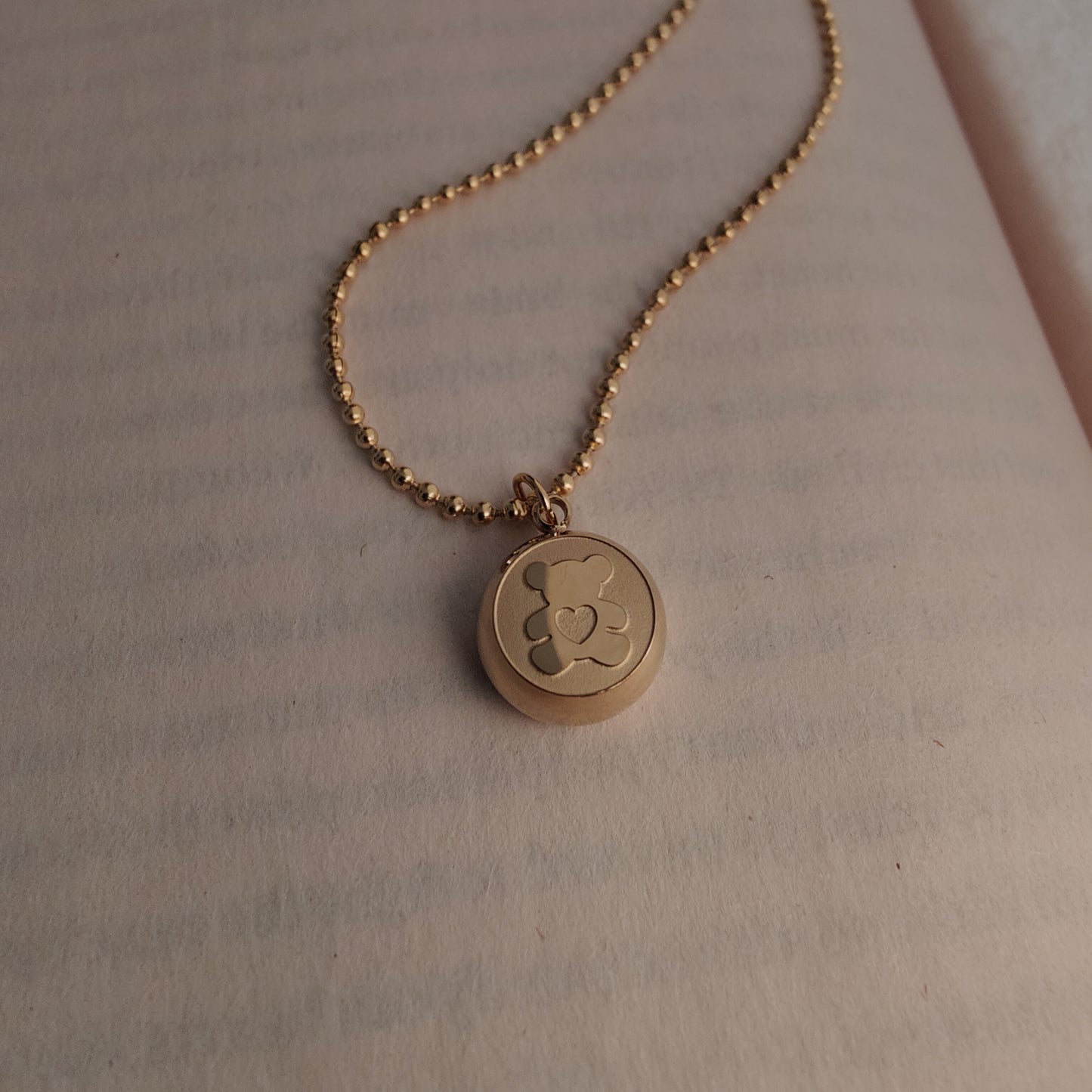 Clarissa Neckpiece