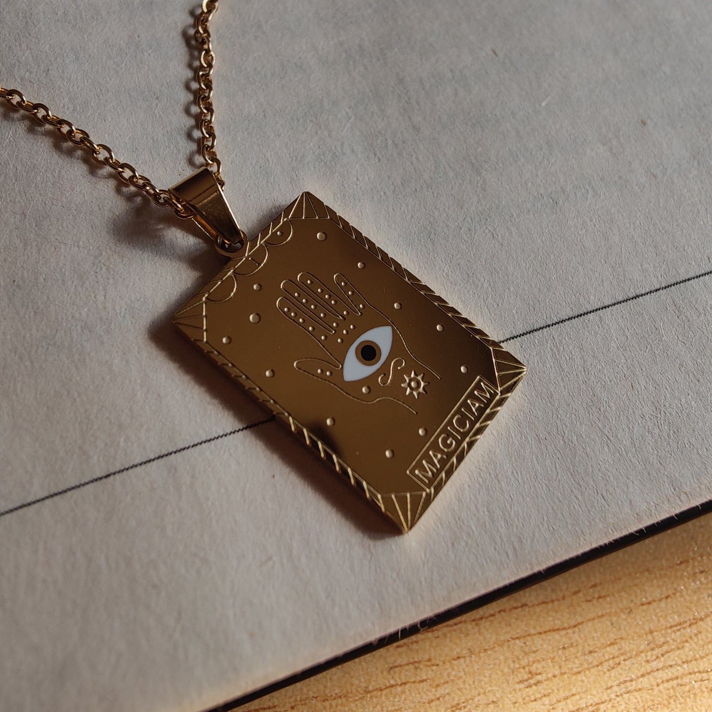 Evil eye neckpiece