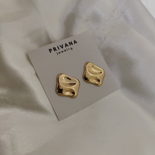 Zia golden studs