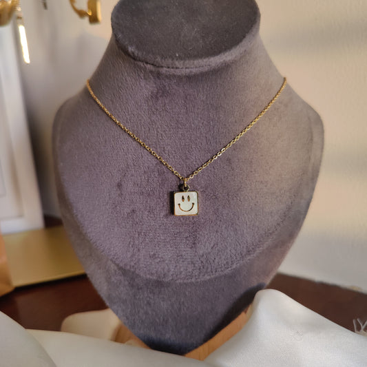Smiley neckpiece