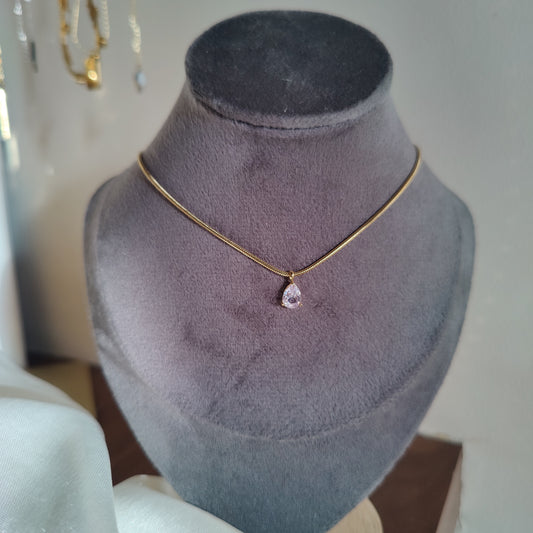 Krystal neckpiece
