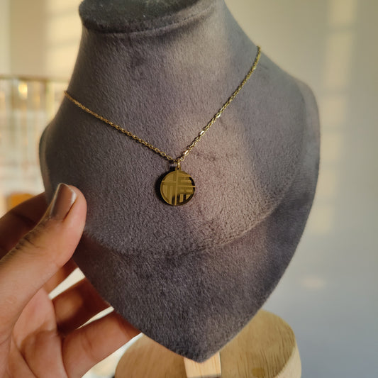 Addie neckpiece