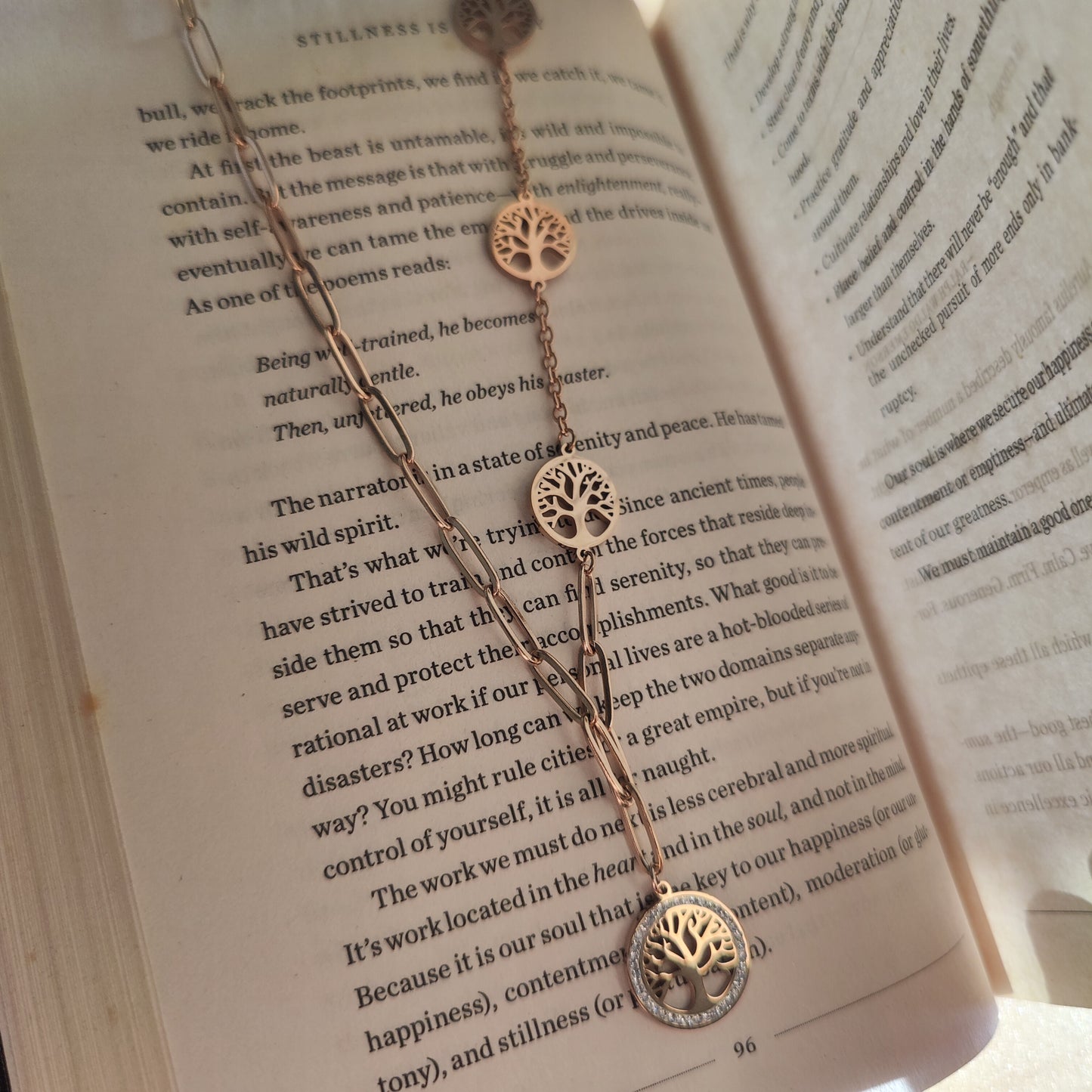 Willow Neckpiece