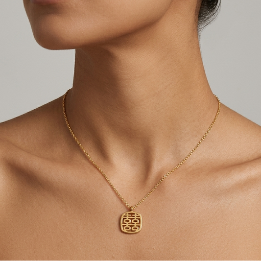 Double happiness neckpiece