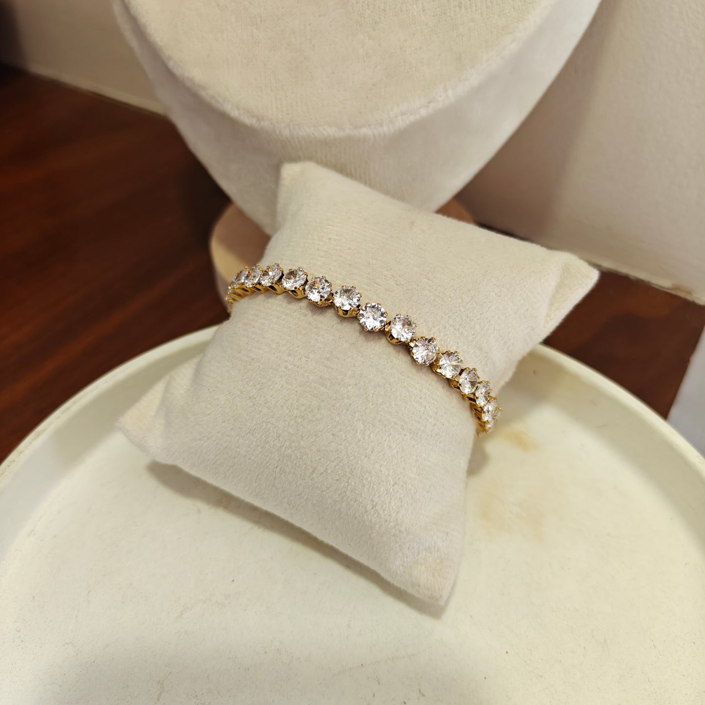 Ruby zirconia cuff