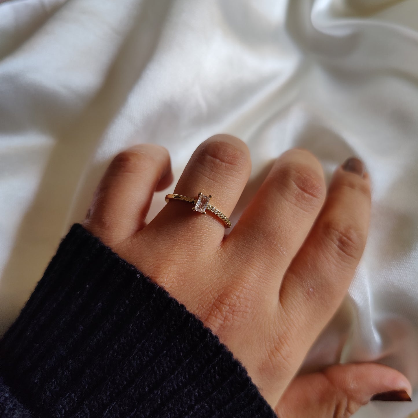 Emma ring