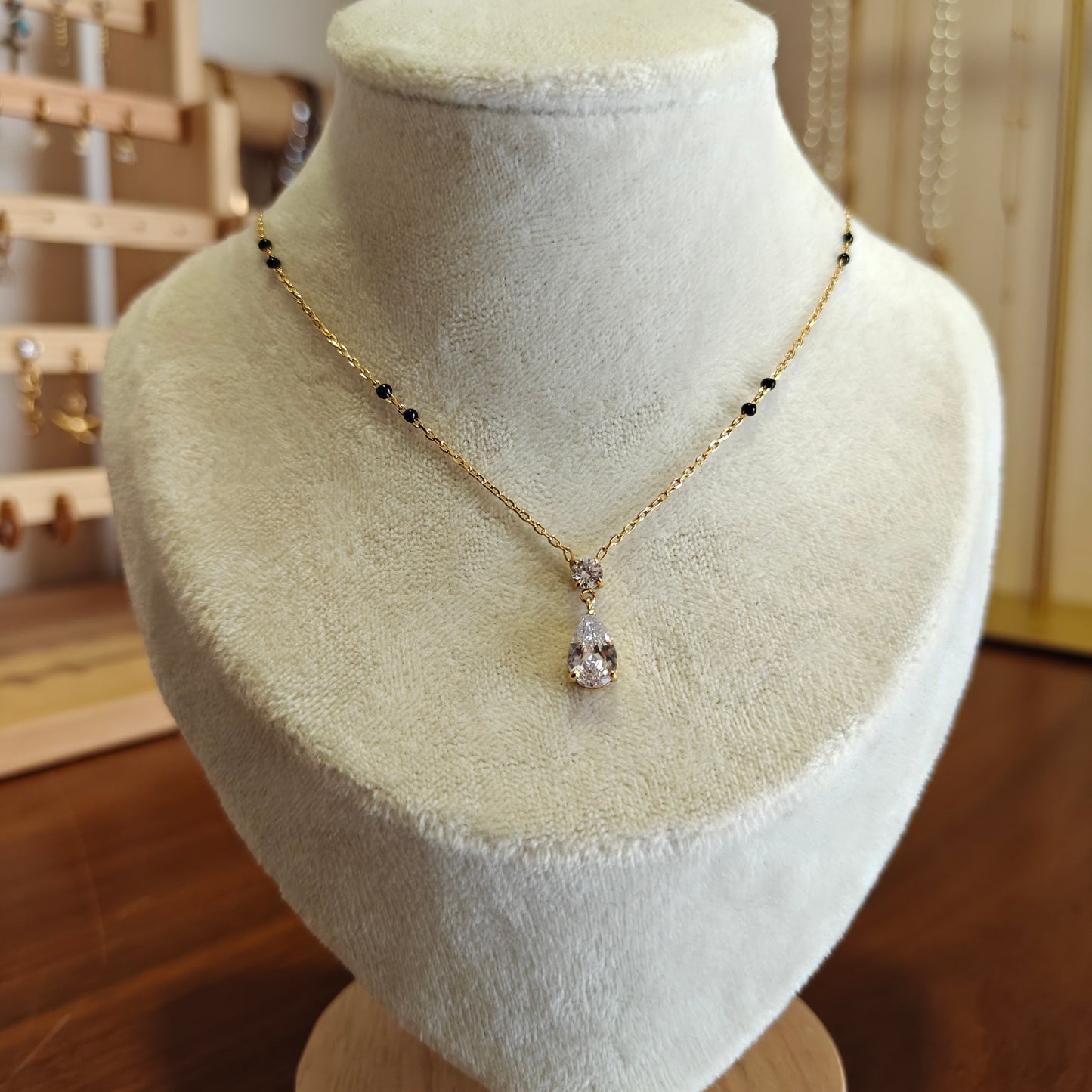 Sara dainty mangalsutra