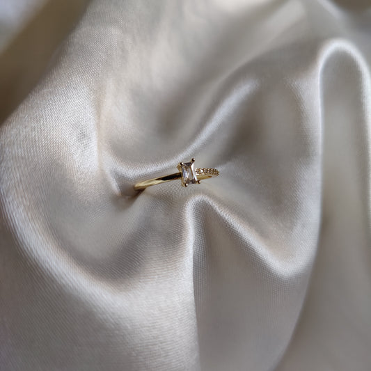 Emma ring