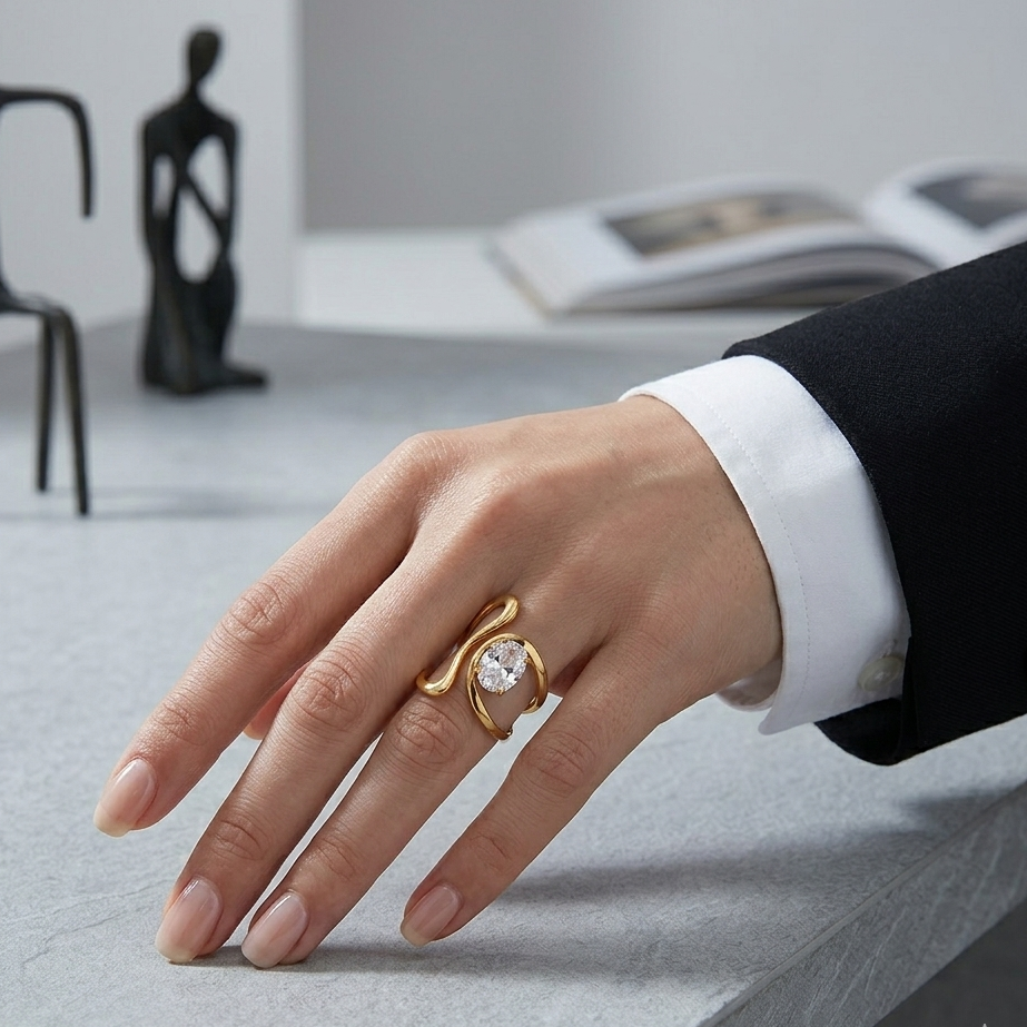 Solis Ring