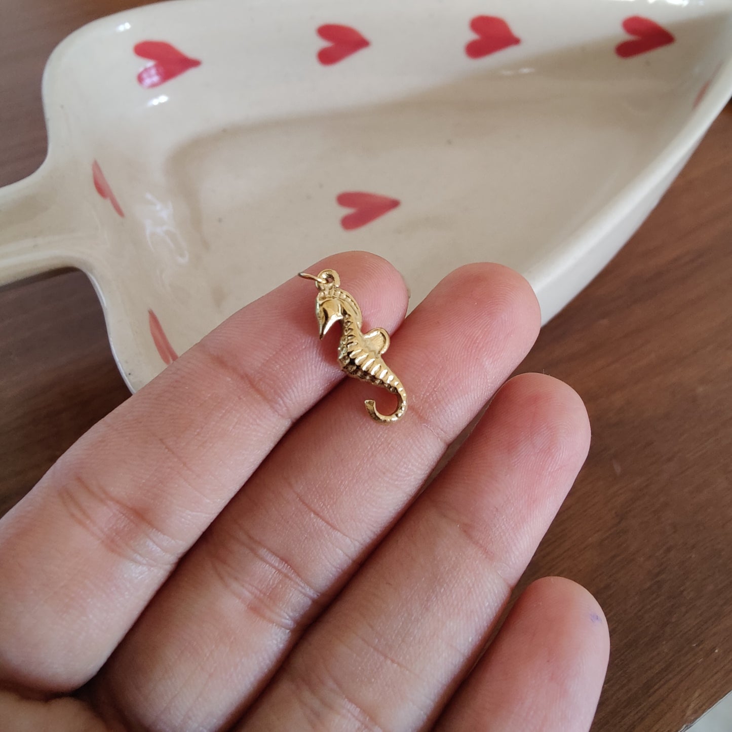 Seahorse charm