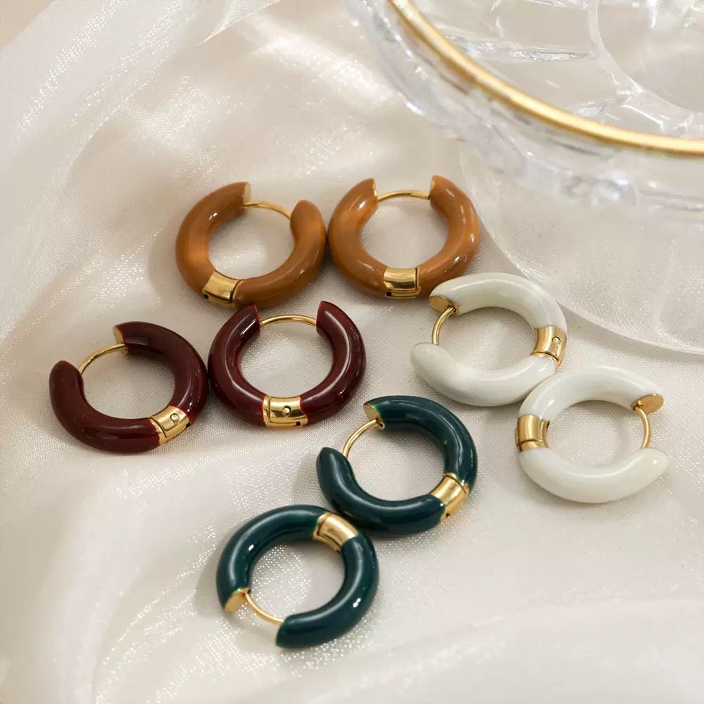 Daily essential coloured hoops