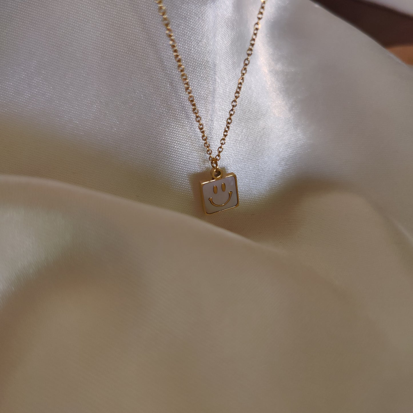 Smiley neckpiece