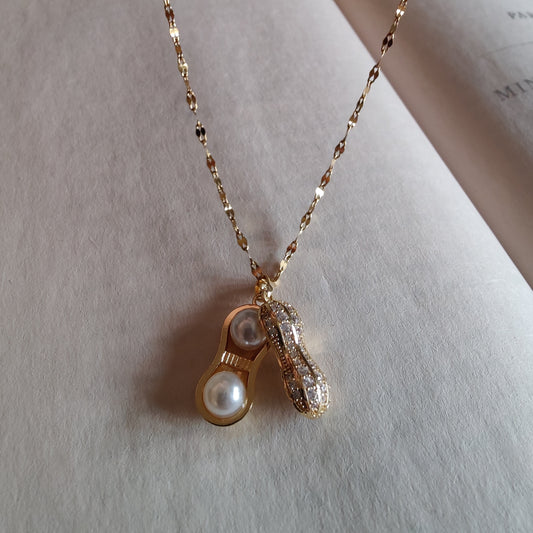 Openable peanut neckpiece