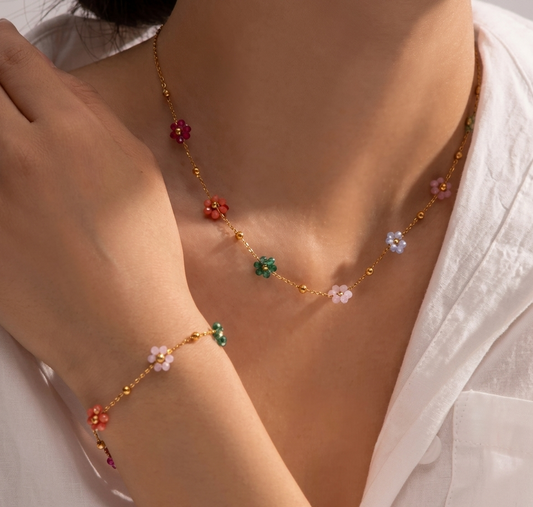 Fawna neckpiece & bracelet