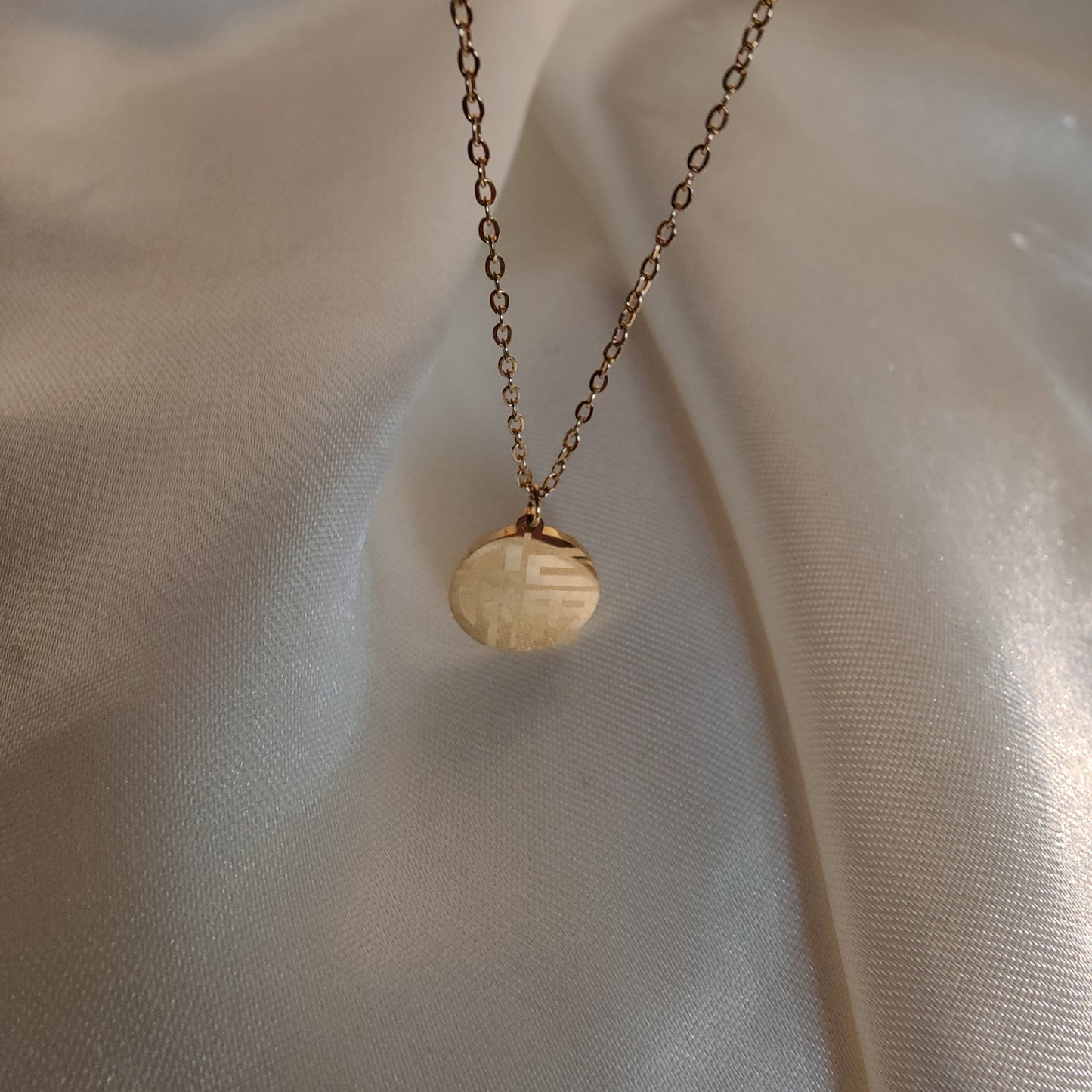 Addie neckpiece