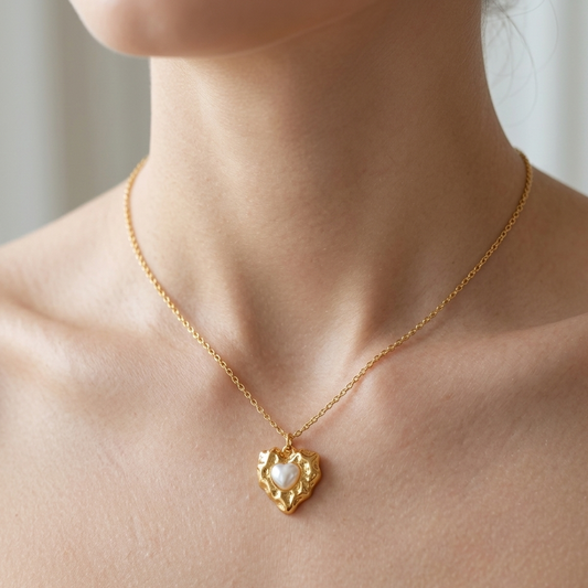 Pearl textured heart neckpiece