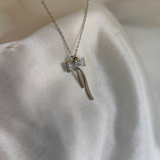 Silver ribbon neckpiece