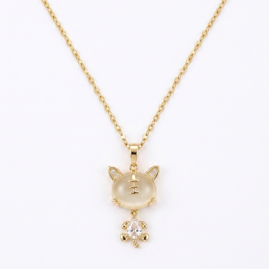 Lucky cat neckpiece