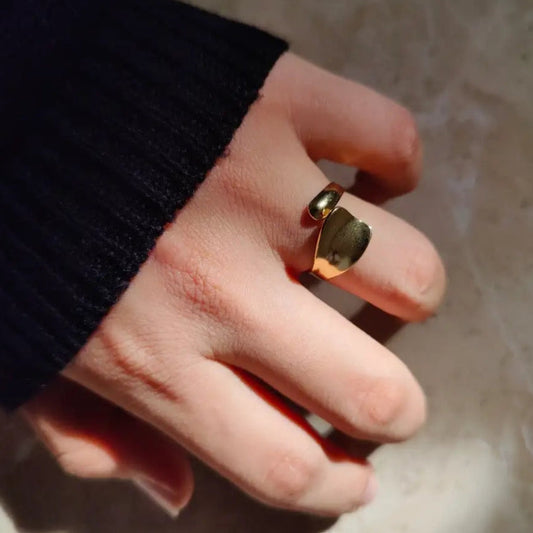 Zuri ring